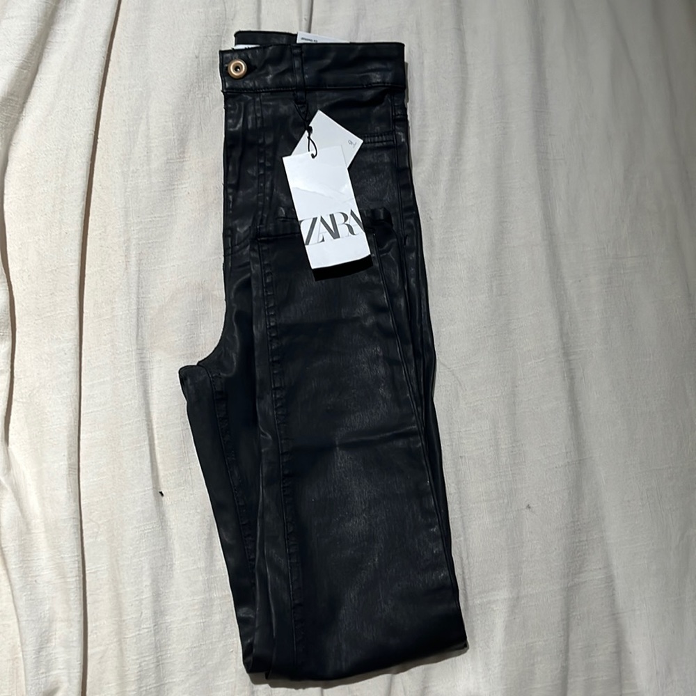 ZARA JEGGING FIT LEATHER PANTS
